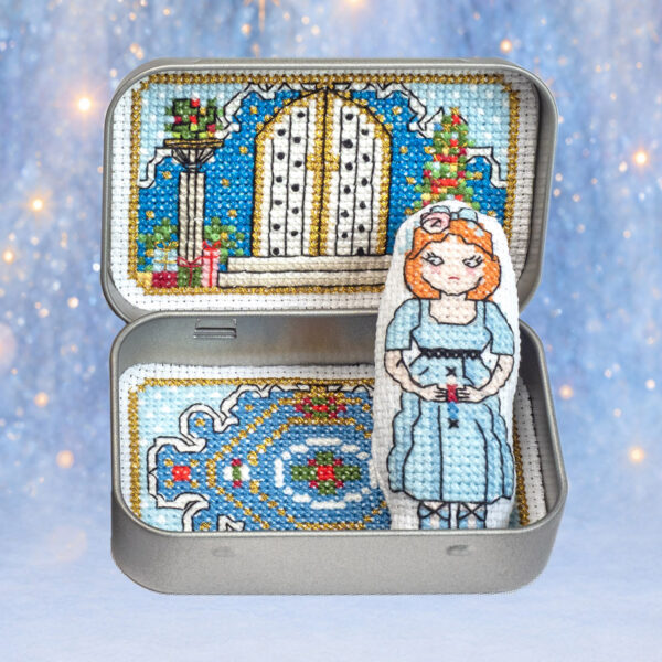 The Nutcracker: Clara’s Ballroom Cross Stitch Tin Kit